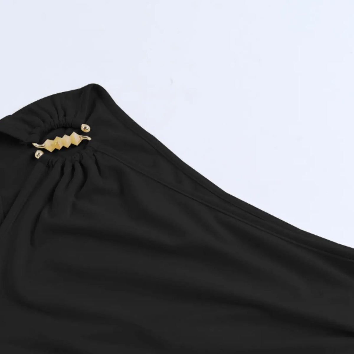 Slouchy Asymmetrical Shoulder Pleated Split Dress, Chic Elegant Formal Design Party Evening Wear for Special Occasions, Perfect for Parties and Events, Unique Style Statement Piece