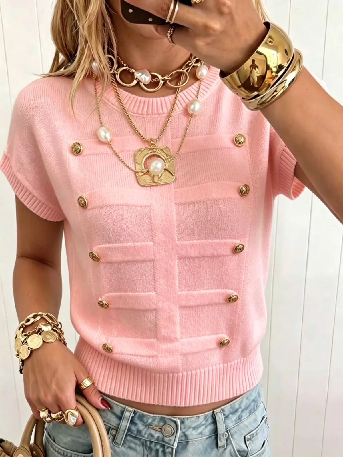 Elegant Loose-Fitting Plain Round Neck Metal Button Short Sleeve Pullover Loose Tops for Daily and Everyday Wear