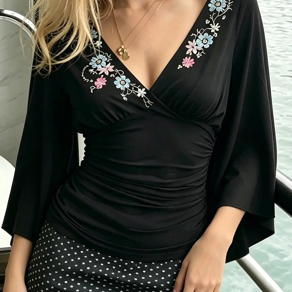 Y2K Embroidered Floral Seven-Quarter Sleeve T-Shirt for Women, Summer Casual Batwing Sleeve Waist-Tight Top, Preppy Style Loose-Fitting Tee, Embroidery