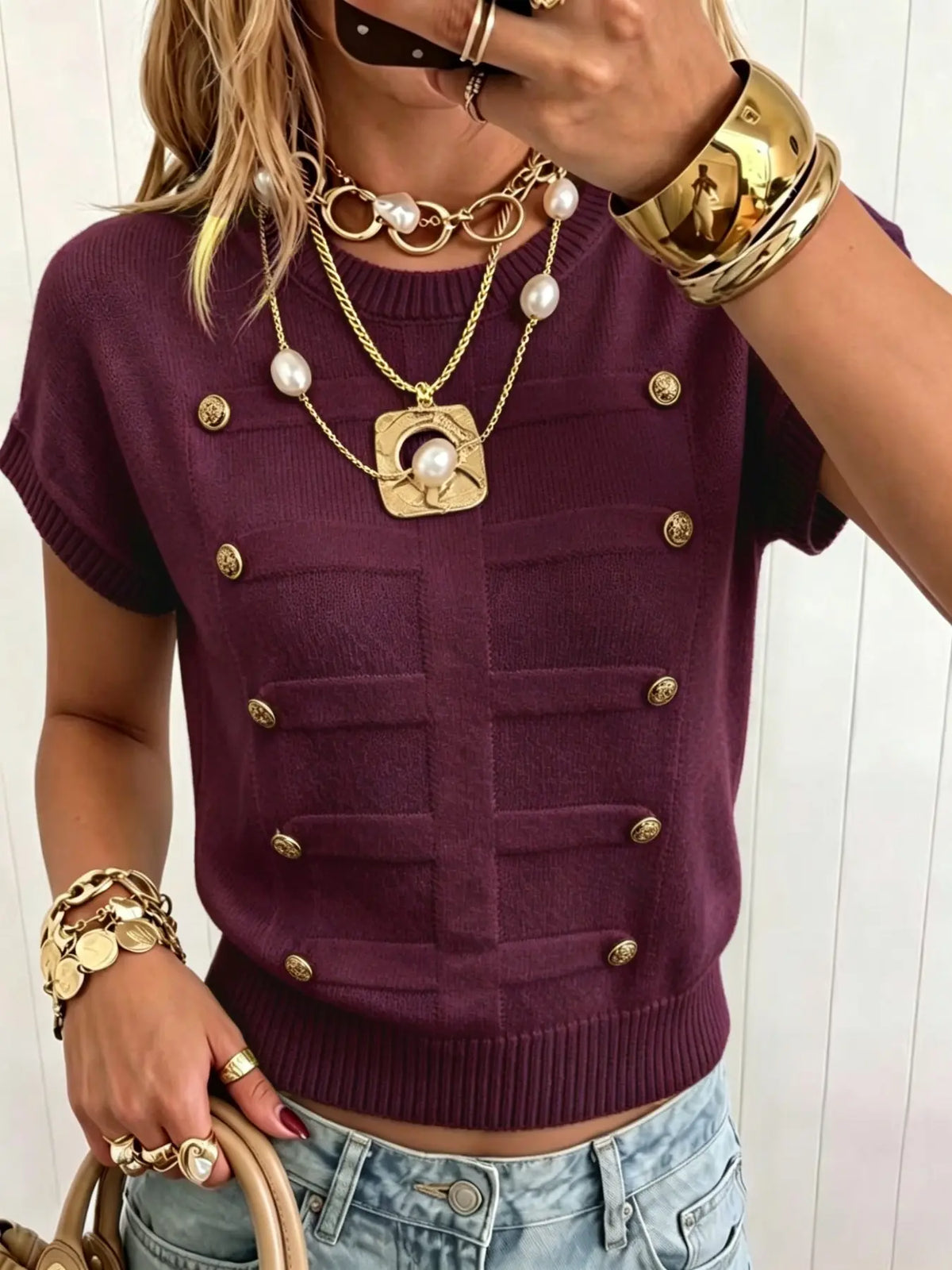 Elegant Loose-Fitting Plain Round Neck Metal Button Short Sleeve Pullover Loose Tops for Daily and Everyday Wear