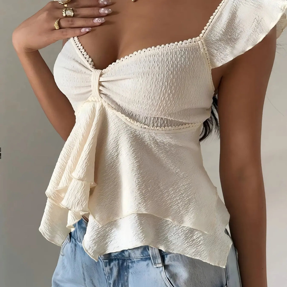 Women's Plain Textured Knit Layered Hem Ruffles Sweetheart Neck Short Sleeve Elegant Chic Casual Classy Tops T-Shirt, Perfect for Everyday Streetwear