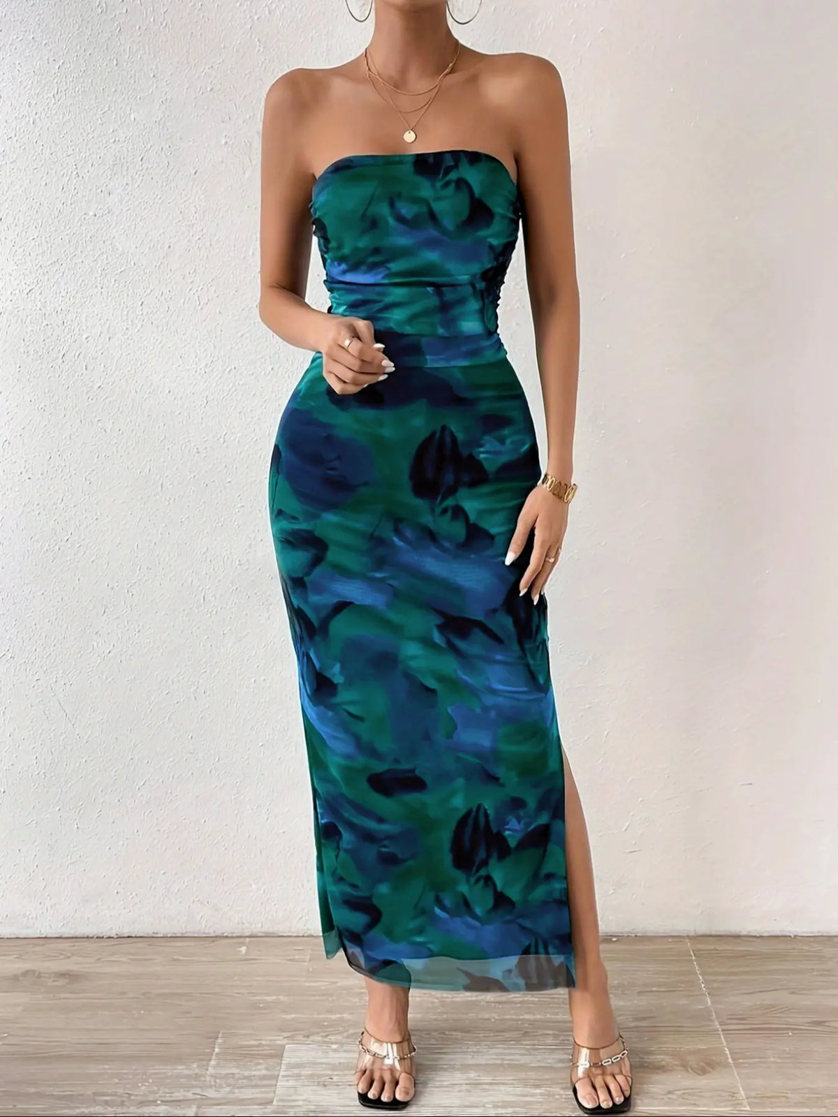 LovelyWholesale, Mother's Day Under $10, Women's All Over Print Ruched Backless, Strapless, Sleeveless Split Thigh Bodycon Fit Tube Dress, Sundress Maxi Dress, Elegant Fashion Dress, for Spring And Summer, Beach Holiday Elegance, Backless Fitted Dress