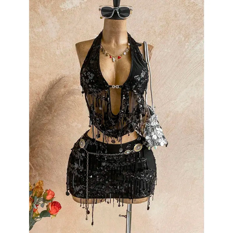 2pcs Fitted Shiny Fringe Sequin Drape Neck Camisole And Mini Skirt Set, Suitable For Music Festivals, Parties