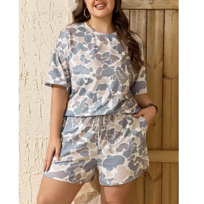 S-4X Plus Size Camouflage Print 2-Piece Outfit for Women, Loose Top and Drawstring Shorts,Stretchy 95% Polyester Blend,  Loungewear Set,sweatsuit Womenswear,match lounge set，plus size 2 piece sets，suit woman Oversized Breathable