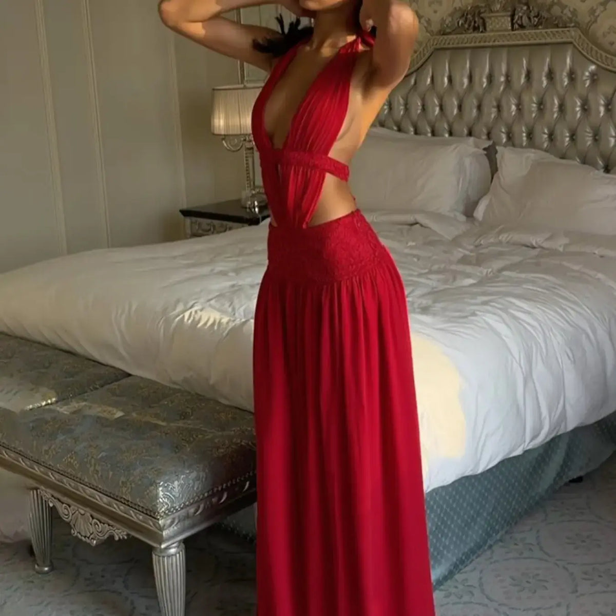 Women's Solid Color Sexy Deep V Neck Backless Halter Dress, Plain Tie-neck Lace-up Sleeveless Cut Out Patchwork Bodycon Ruched Slip Dress, Party Club Date Evening Gown, Formal Wear, Maxi Dresses For Ladies All Seasons