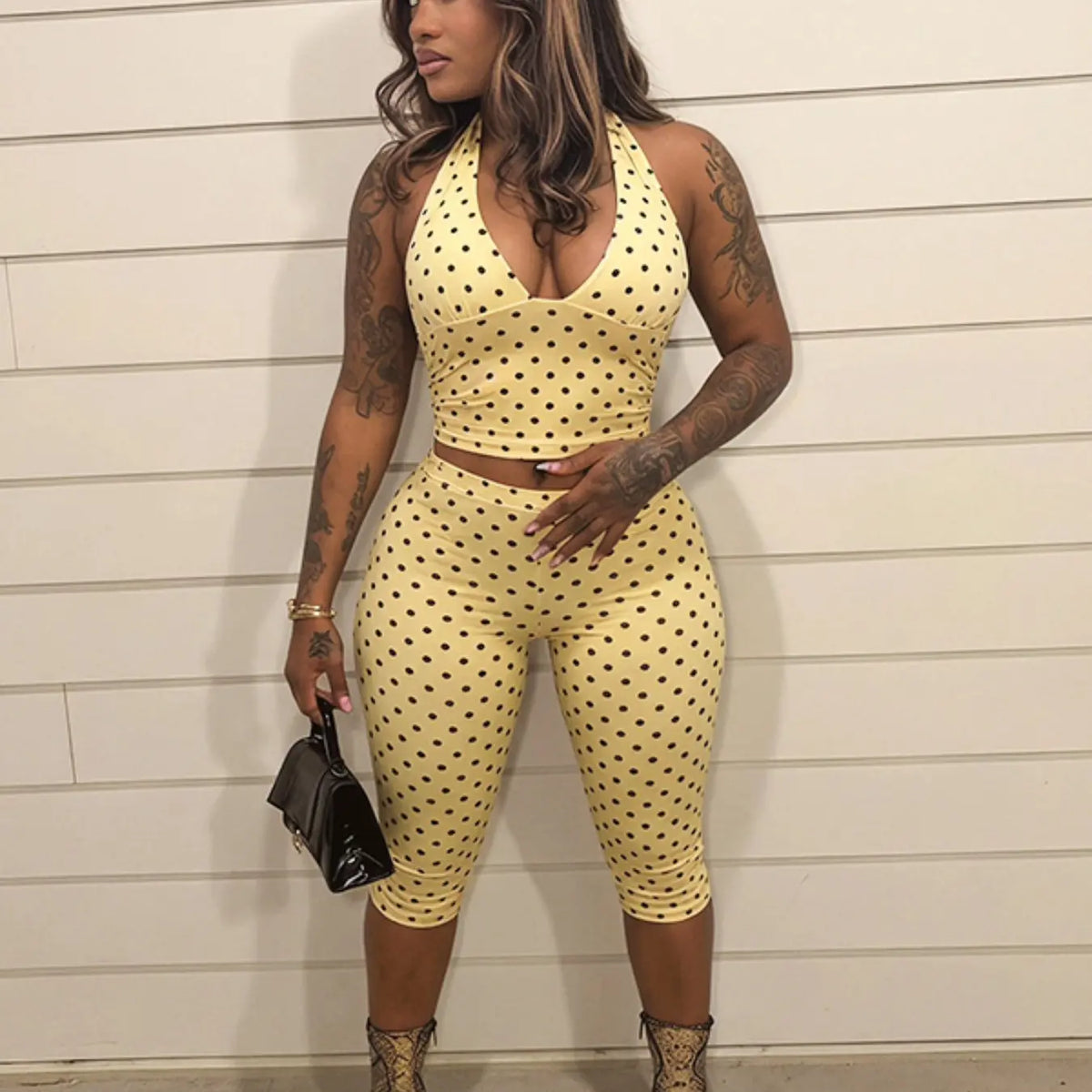 Women's Polka Dot Halter-Neck Top and Capri Leggings Pants Set, Casual Pants Set, New for Summer, Comfortable Versatile Two-Piece with Slimming Fit