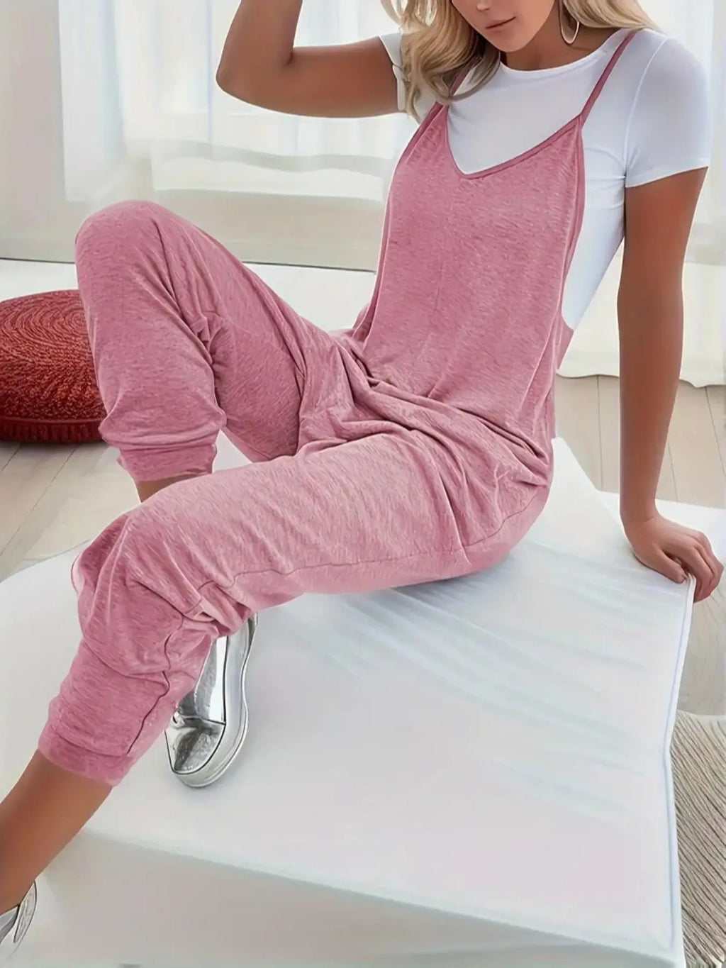 Women's Plain Pocket V Neck Baggy Fit Overalls Jumpsuit without Tee, Casual Sleeveless Spaghetti Strap Cami Overalls Jumpsuit with Medium Stretch for Summer Daily Wear, Ladies Clothes for All Seasons, Casual Fashion Jumpsuit