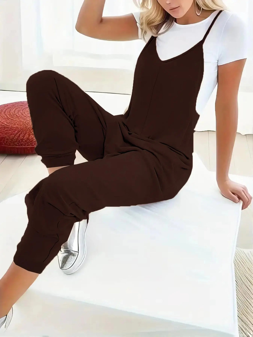 Women's Plain Pocket V Neck Baggy Fit Overalls Jumpsuit without Tee, Casual Sleeveless Spaghetti Strap Cami Overalls Jumpsuit with Medium Stretch for Summer Daily Wear, Ladies Clothes for All Seasons, Casual Fashion Jumpsuit