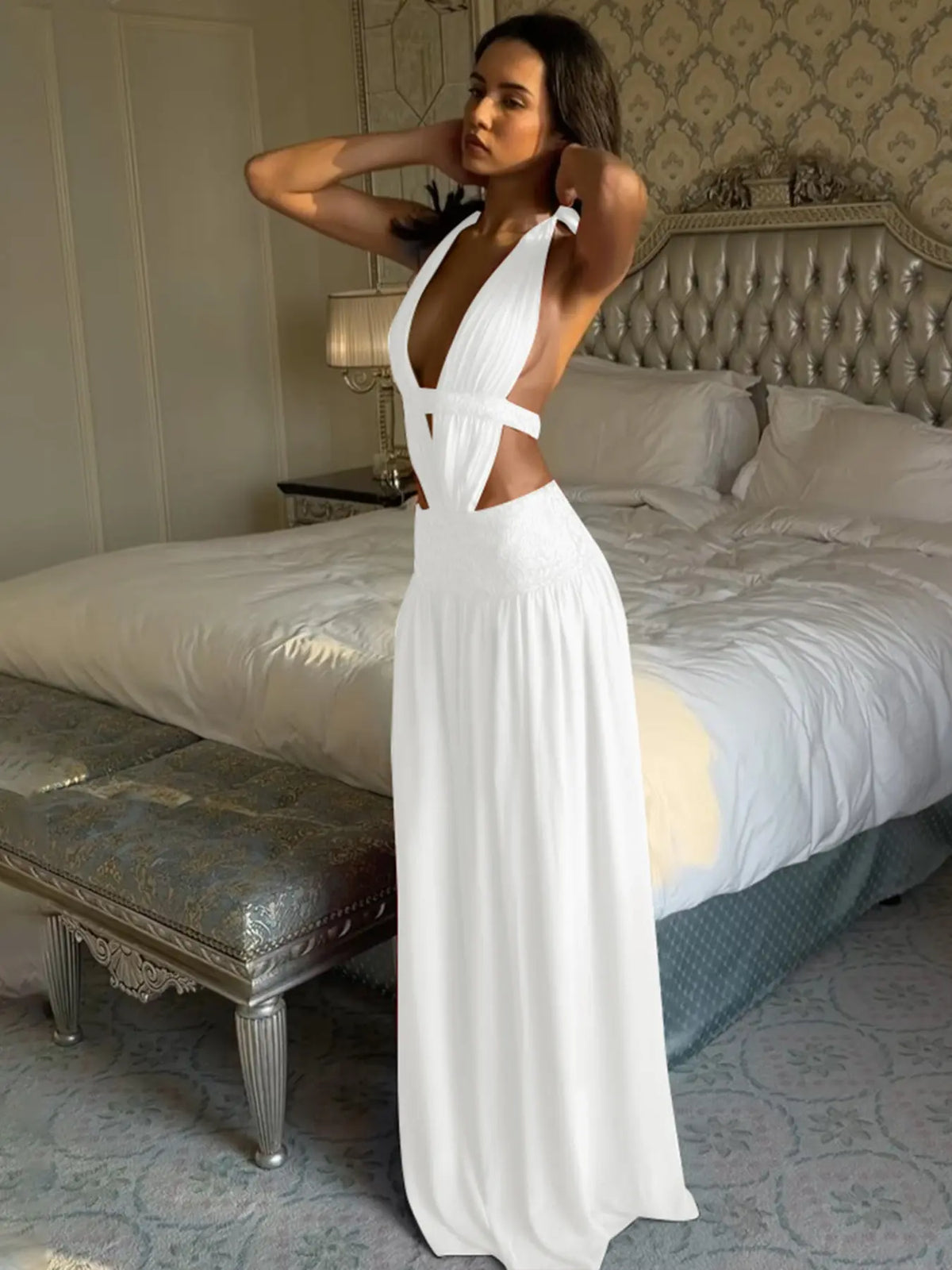 Women's Solid Color Sexy Deep V Neck Backless Halter Dress, Plain Tie-neck Lace-up Sleeveless Cut Out Patchwork Bodycon Ruched Slip Dress, Party Club Date Evening Gown, Formal Wear, Maxi Dresses For Ladies All Seasons