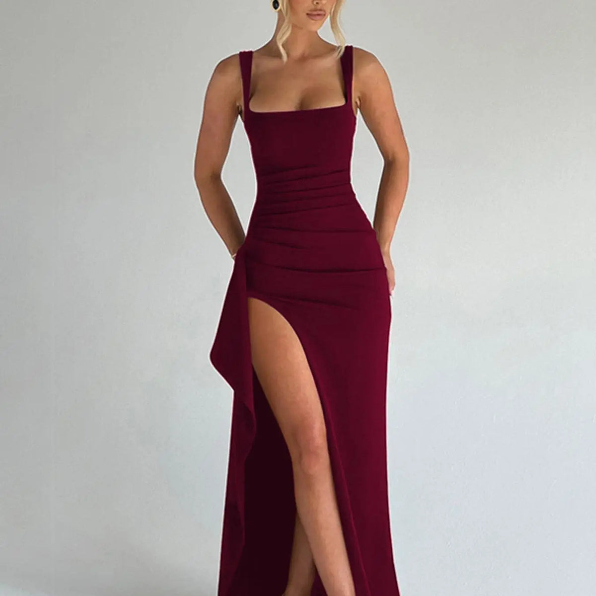 Women's Solid Color Pleated Ruched Side High Slit Sleeveless Knit Fabric Bodycon Fit Dress, Sexy Backless Square Neck Formal Dress, Evening Gown for Parties, Clubs and Dates, Elegant Classy Long Dress for All-Season Daily Wear, Evening Glam Gown