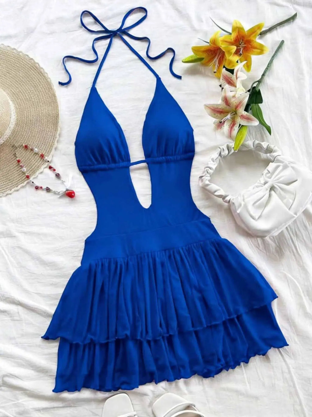 Sexy Backless Halter Statement Party Dress Aesthetic, Slim-Fitting Fitted Y2K Style, Women's Cross-Border Fashion, High-Waisted Belted Design, Perfect for Parties, Halter Sleeveless Dress