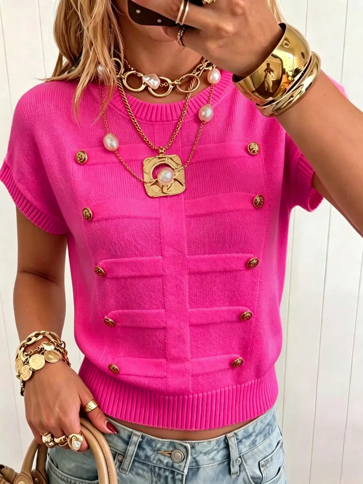 Elegant Loose-Fitting Plain Round Neck Metal Button Short Sleeve Pullover Loose Tops for Daily and Everyday Wear