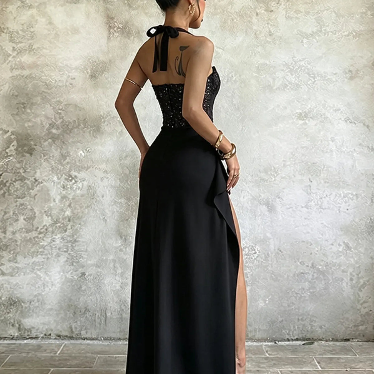 Sequined Split Halter Dress, Plain Slim-Fitting Evening Gown