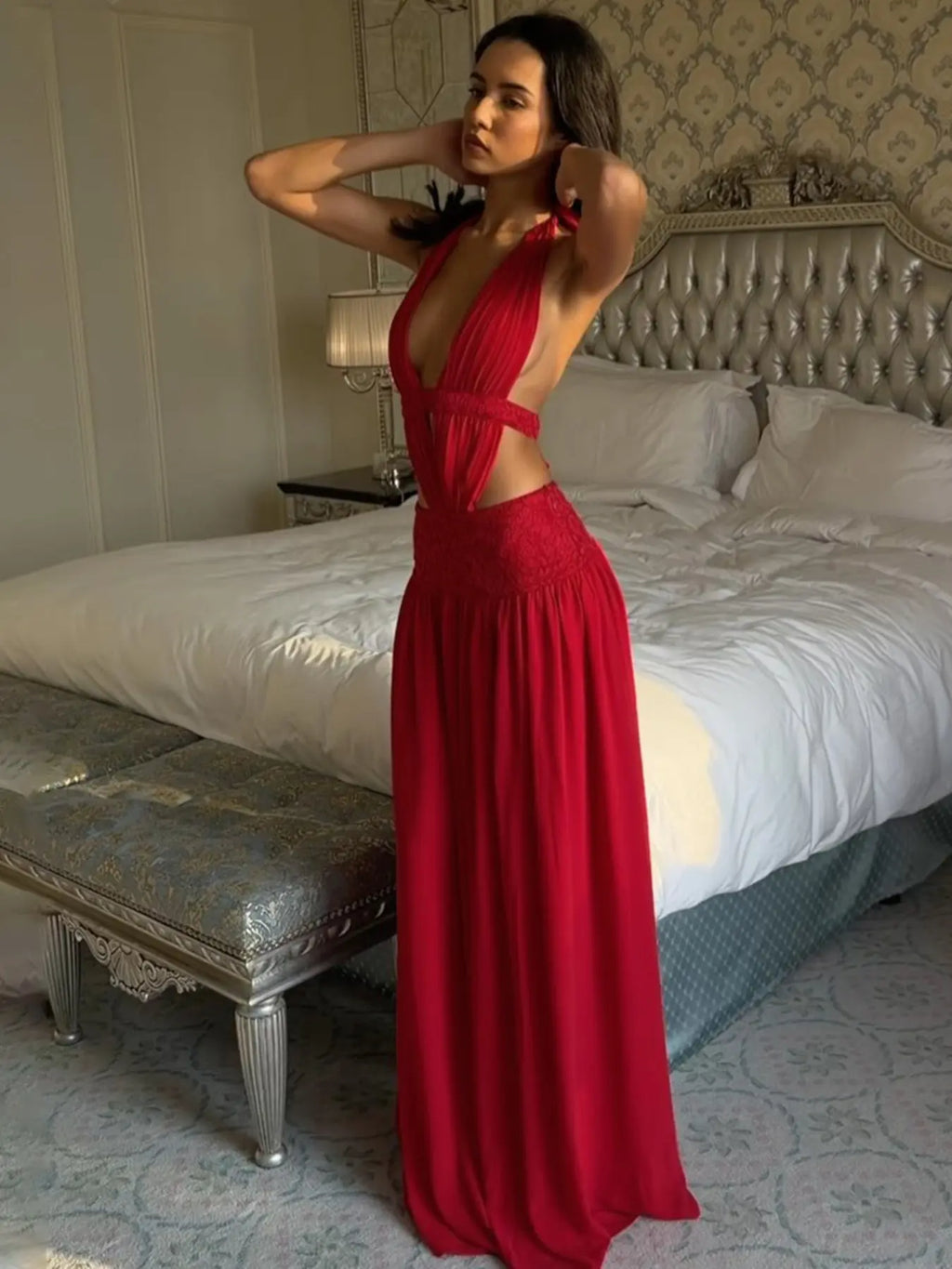 Women's Solid Color Sexy Deep V Neck Backless Halter Dress, Plain Tie-neck Lace-up Sleeveless Cut Out Patchwork Bodycon Ruched Slip Dress, Party Club Date Evening Gown, Formal Wear, Maxi Dresses For Ladies All Seasons