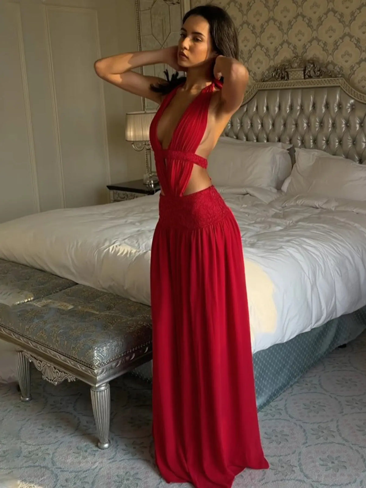 Women's Solid Color Sexy Deep V Neck Backless Halter Dress, Plain Tie-neck Lace-up Sleeveless Cut Out Patchwork Bodycon Ruched Slip Dress, Party Club Date Evening Gown, Formal Wear, Maxi Dresses For Ladies All Seasons