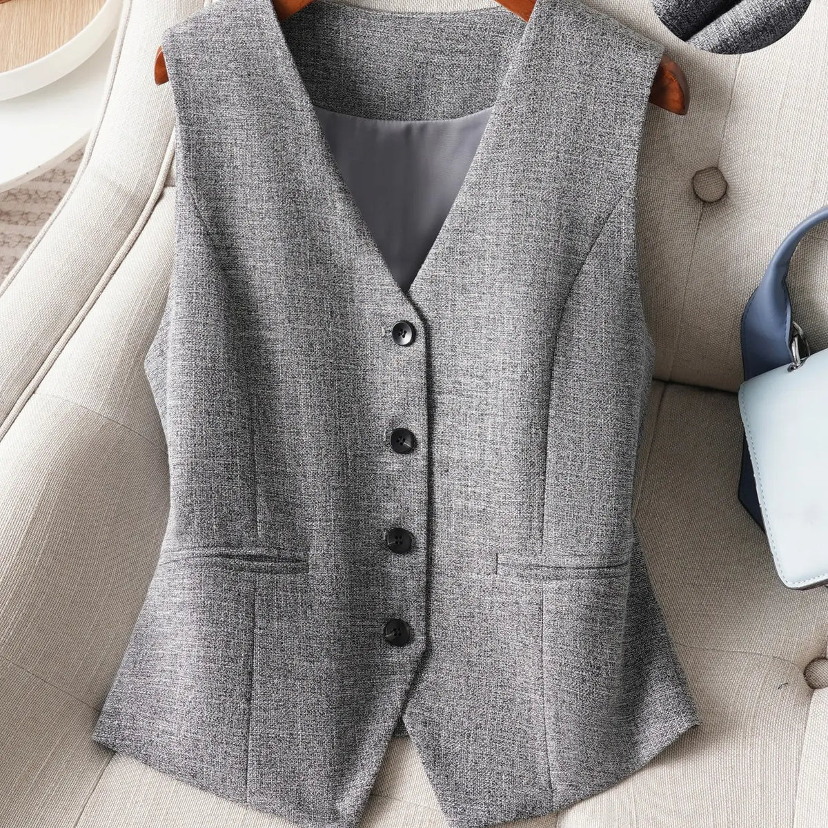Women's V-Neck Button Gilet, Button Front Vest, Short Elegant Vest for Spring & Fall, Casual Plain Surface Outerwear, Fashionable Slim Fit Top