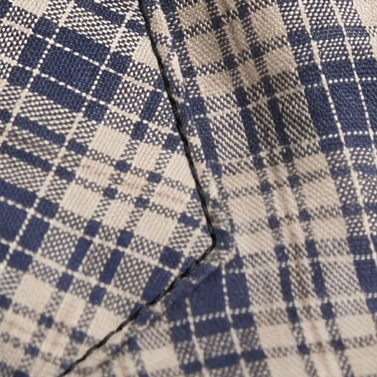 Versatile Blue & White Plaid Button-Down Shirt, Wrinkle Resistant Fitted Short Sleeve Shirt, Soft Stretch Cotton Top, 2026 Trending Preppy Style for Daily, Brunch, Campus and Street, Casual Sexy Outfit