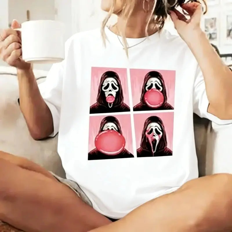 Cotton Bubble Pink Gum Halloween Mask Graphic T‑Shirt, Unisex Vintage Casual Urban Tops for Men Women, Suitable for Country Concert & Summerween, Nice Golf‑Style Holiday Gift